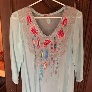 Gorgeous XS Johnny Was tunic